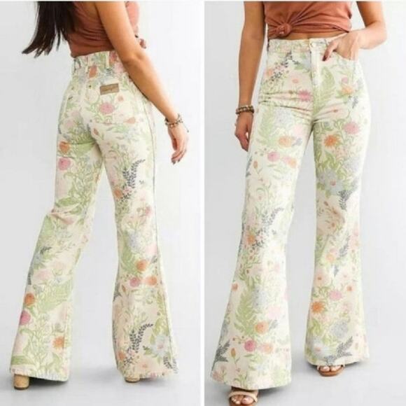 Floral High Rise Women Jeans - Picture 4 of 14
